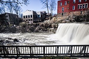 Chagrin Falls (26095778106)