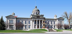 Frontenac County Court House (2010-Apr-12).jpg