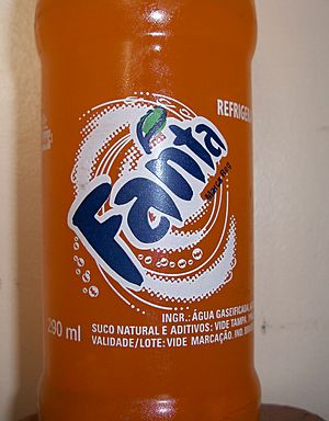 Logo da Fanta na garrafa