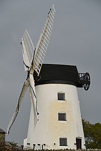 Melin Llynon, Anglesey 2014-09-12.jpg