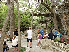 NaturalBridgeCaverns1