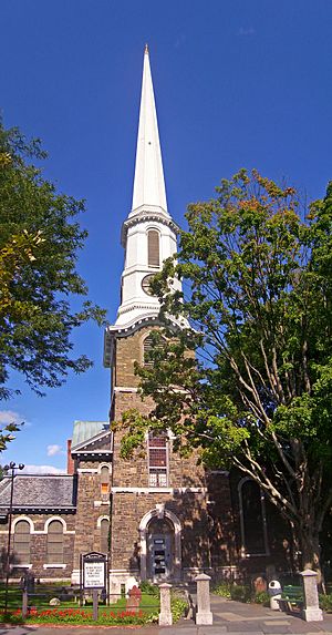 Old Dutch Church, Kingston, NY.jpg