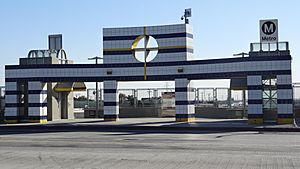 Rosecrans & I-110 Metro Silver Line Station- Picture 5