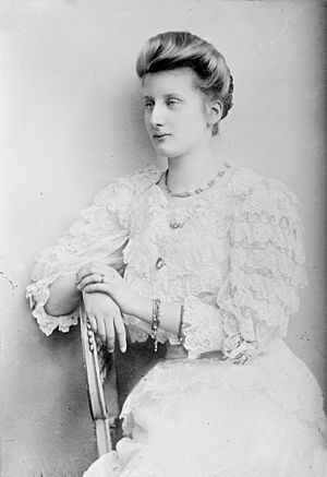 Augusta Victoria of Hohenzollern.jpg