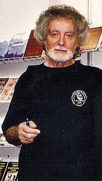 Erić at the Belgrade Book Fair in 2004