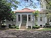 Maui-Wailuku-Courthouse-far