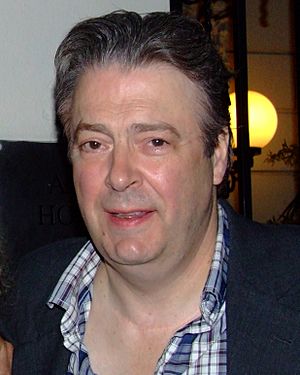 Roger Allam La Cage 120909 DSCF1622.JPG