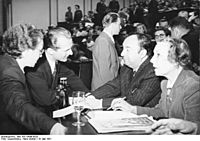 Bundesarchiv Bild 183-10640-0020, Berlin, III. Weltfestspiele, Vorbereitung