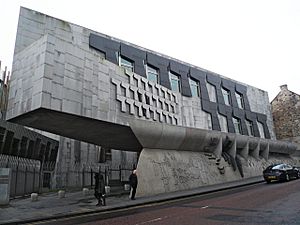 Canongate Wall