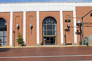 Commercial Bank of Texas in Nacogdoches IMG 3982