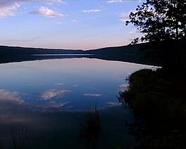 Meadow Grounds Lake, April 2013.jpg