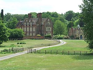 Merton Hall (geograph 2418018)