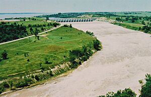 Tuttle Creek Spillway Flooding 1993