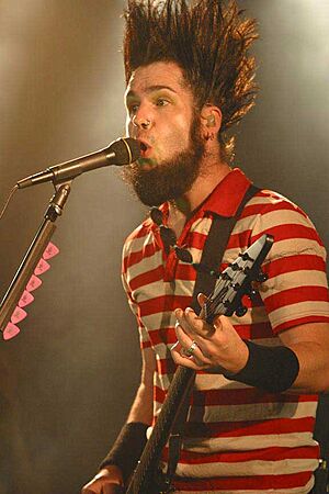 WayneStatic07.jpg