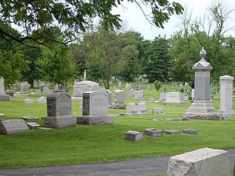 ColumbiaCemetery.JPG