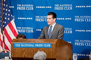 Commissioner Gottlieb, National Press Club (26446040109)