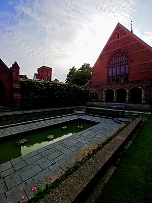 Eliza Baker Court Girton College