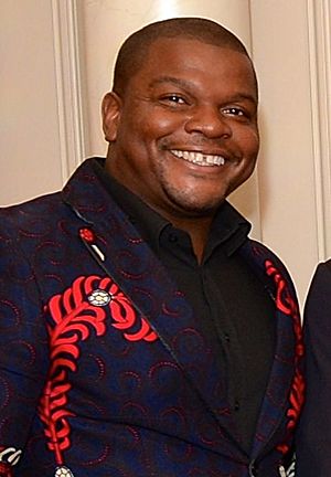 Kehinde Wiley (2015) (cropped).jpg