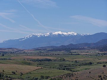 Mount Eddy from I-5.jpg