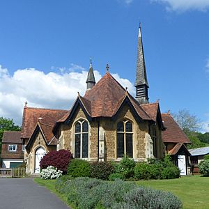 Wonersh United Reformed Church, Kings Road, Wonersh (May 2014) (2)