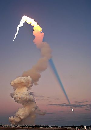 Atlantis launch plume edit