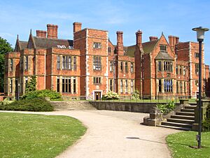 Heslington Hall - panoramio