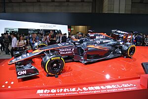 McLaren Honda MP4-30.JPG