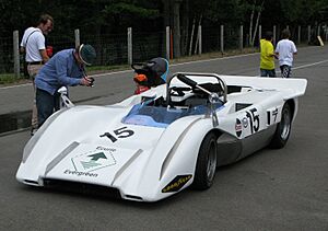 McLaren M8C Ecurie Evergreen Mont-Tremblant.jpg