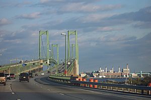 DelawareMemorialBridgeFromSouth