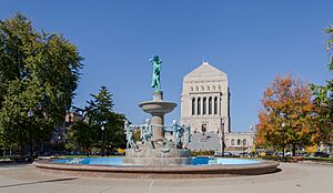 Fuente del Memorial Depew, Indianápolis, Estados Unidos, 2012-10-22, DD 02