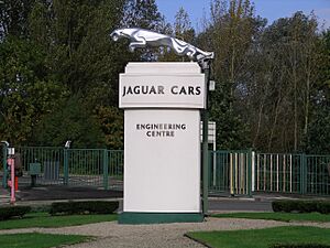 Jaguar sign 19o06