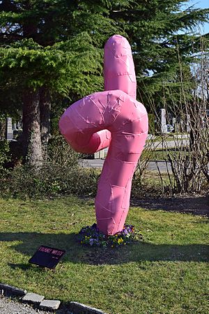 Wiener Zentralfriedhof - Gruppe 33G - Grabstelle von Franz West