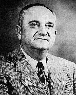 Adolph Rupp 1954 portrait.jpg