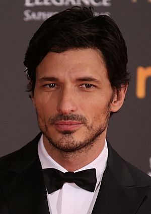 Andrés Velencoso at Premios Goya 2017 (cropped).jpg