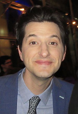 Ben Schwartz (40817487103) cropped.jpg