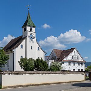 Die Kirche in Oberhallau SH