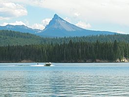 Lemolo Lake and Mt. Thielsen.jpg