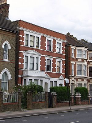 Stroud Green (34 Stapleton Hall Road Girls School) 