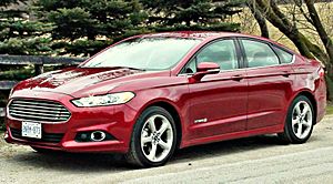 2013 Ford Fusion Hybrid trim