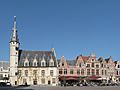 Dendermonde, torengebouw op de Grote Markt met panden foto5 2010-10-09 14.56