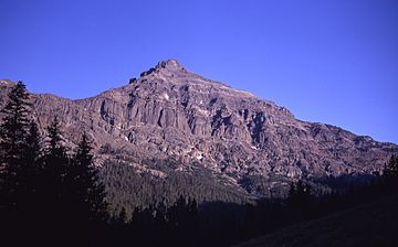 Eagle Peak Yellowstone National Park.jpg