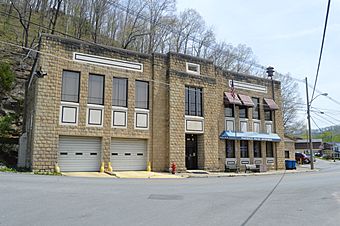 Paintsville City Hall.jpg