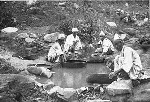 Placer gold-mining, Korea, c1900