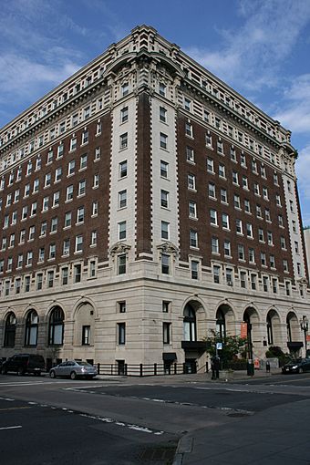 Bancroft Hotel Worcester MA.jpg