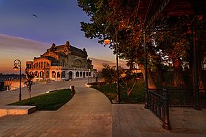 Cazinoul din Constanta vedere laterala