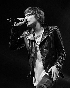 Denis Stoff 2015 cropped.jpg