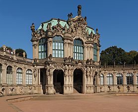 Dresden-Zwinger-Wallpavillion-gp