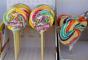 Farbenfrohe Lollipops, Austria.jpg