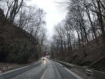 Hanging rock kop.jpg