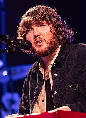 James Arthur-6645 (cropped).jpg